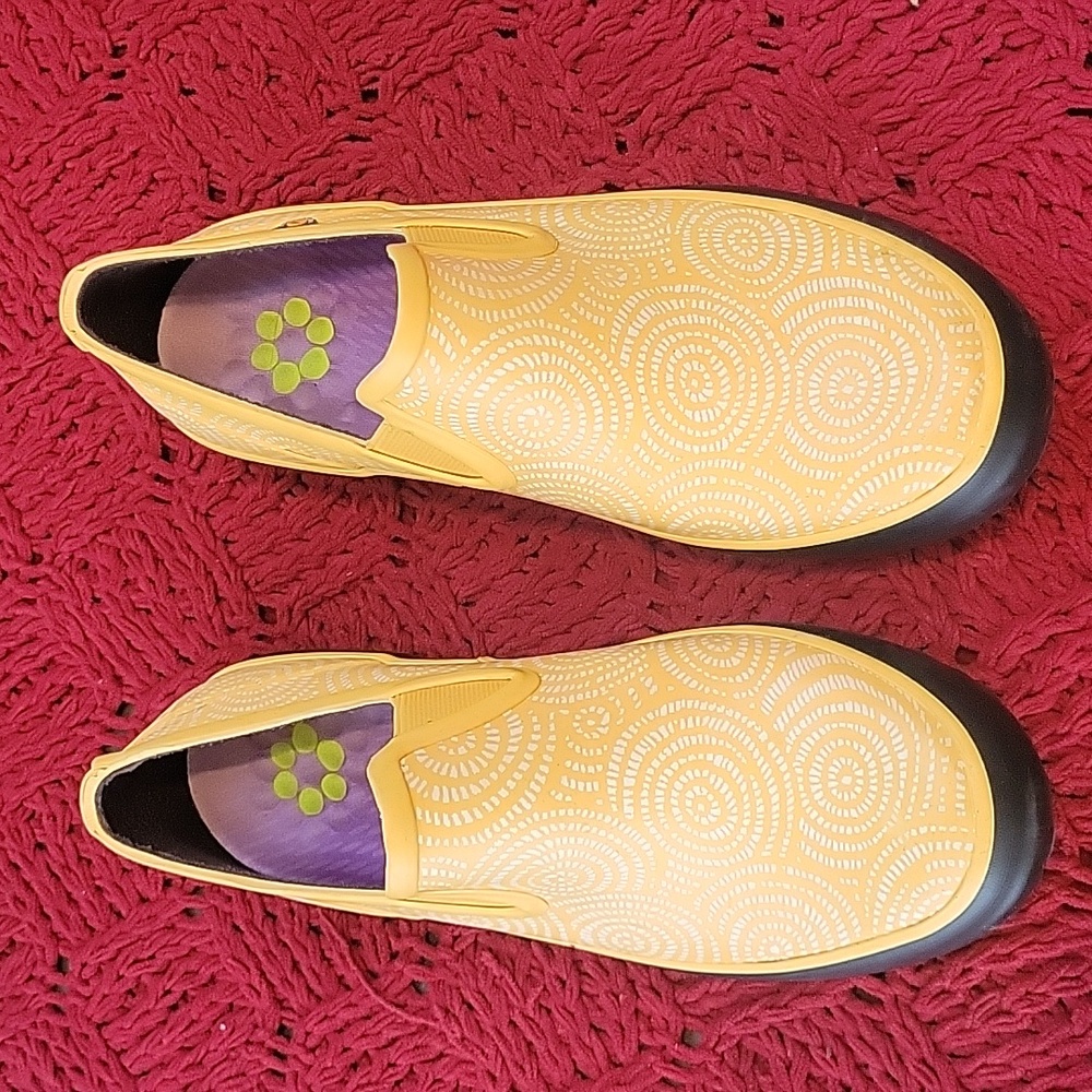 Bogs rain shoes